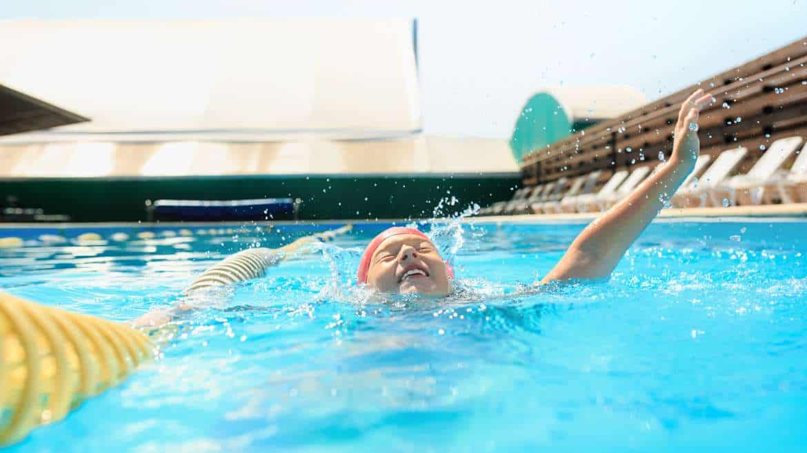 Program „Umiem Pływać”, czyli darmowa nauka pływania dla dzieci pod okiem instruktorów