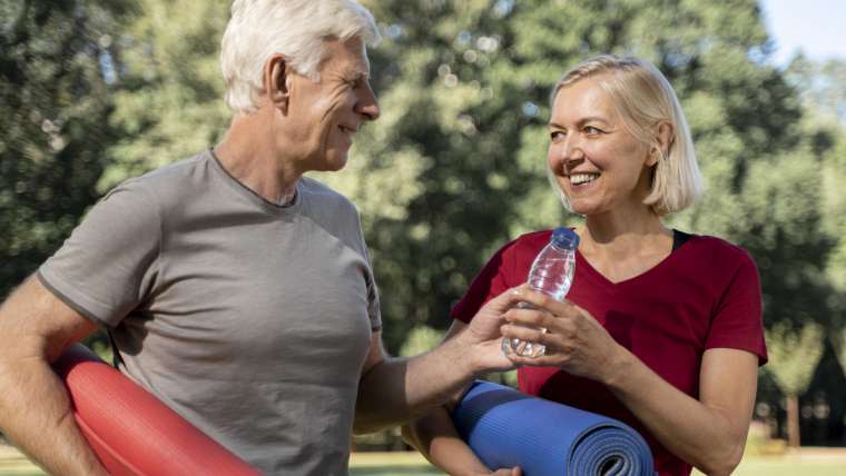 Jak zachęcić zaawansowanego wiekiem rodzica do regularnej aktywności fizycznej?